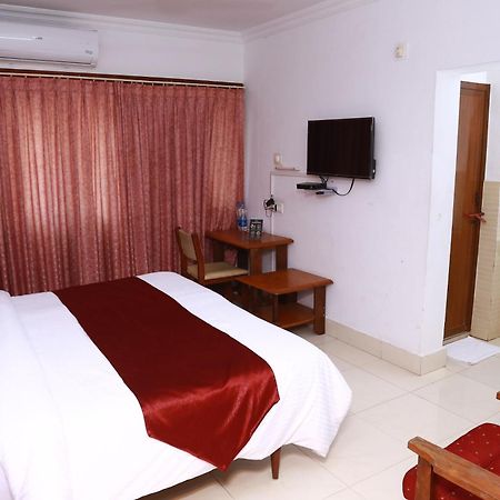 Hotel Nandanam Guruvayur Exterior photo