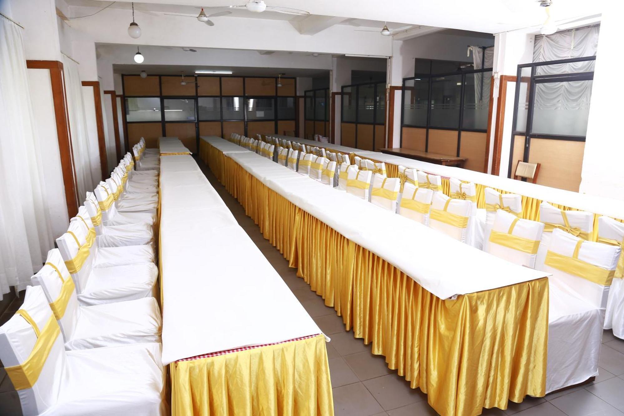 Hotel Nandanam Guruvayur Exterior photo